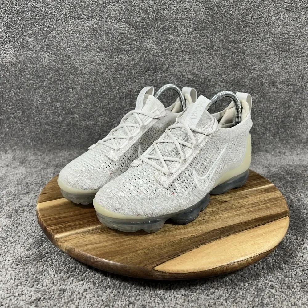 Nike Air VaporMax 2021 Flyknit DJ9975-001 Women’s Sz 8 White Gray Athletic Shoes